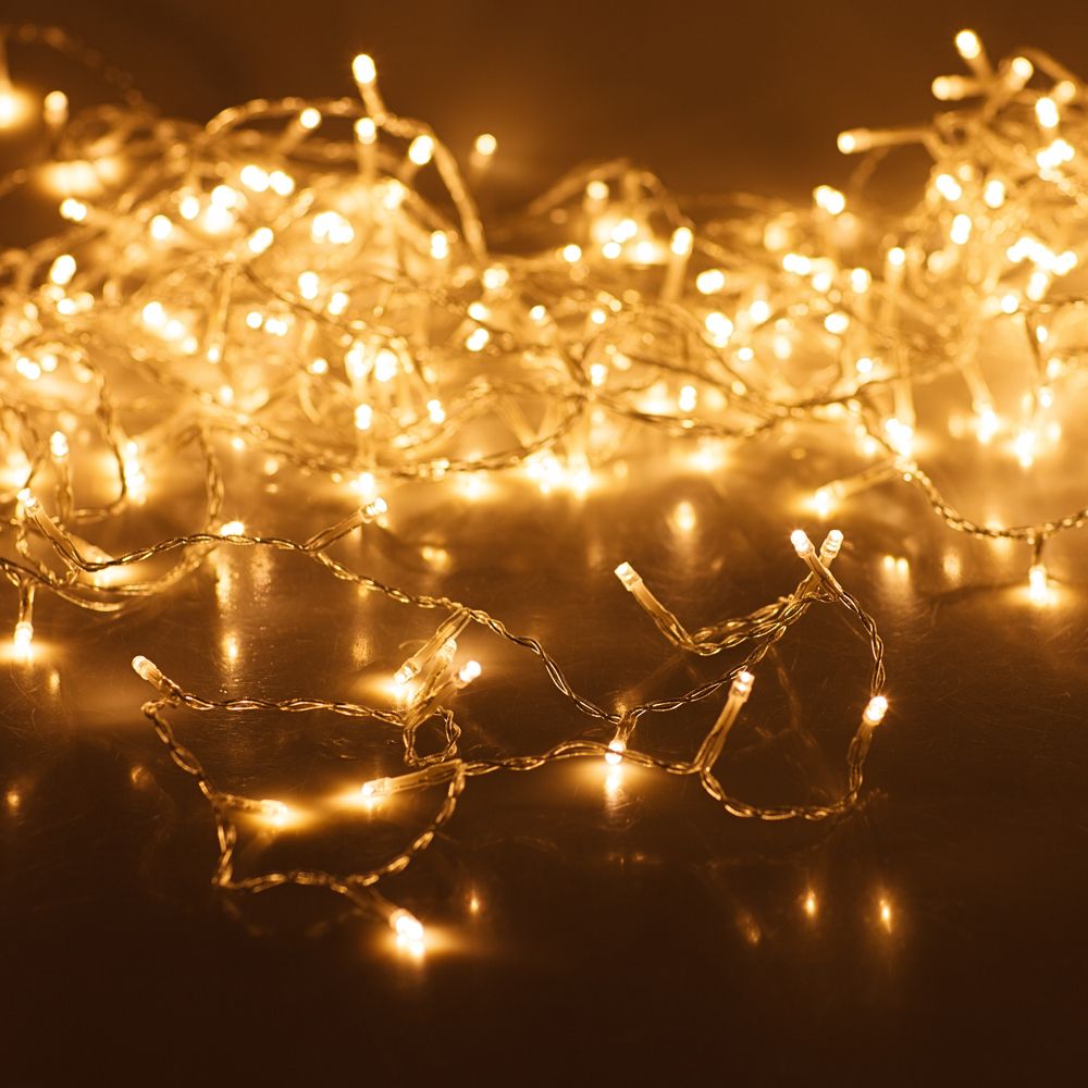 240 LED lampiņu virtene BORA