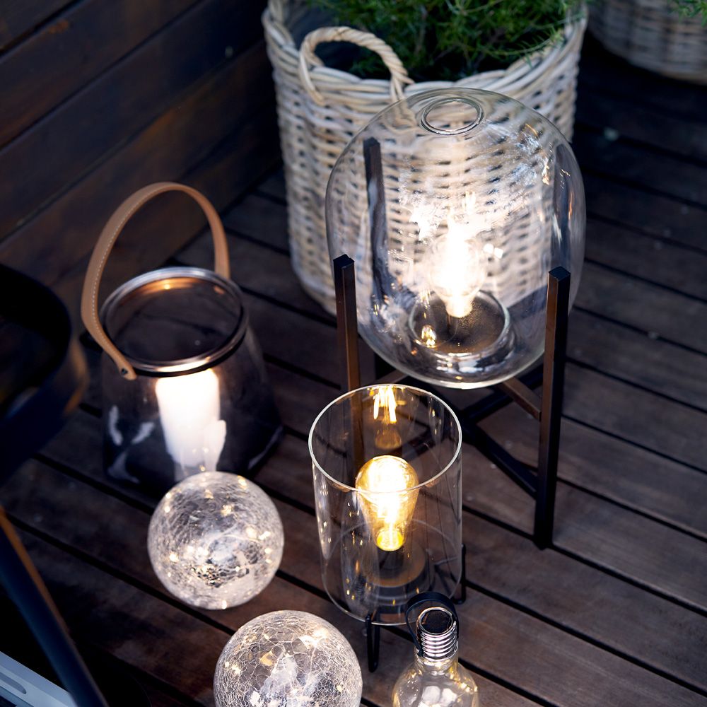 Ar baterijām darbināma lampa VANNRIKSE