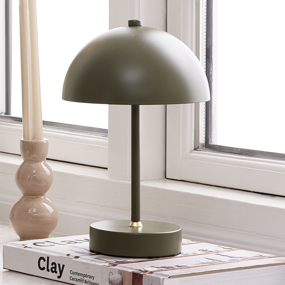 Ar baterijām darbināma lampa KENT