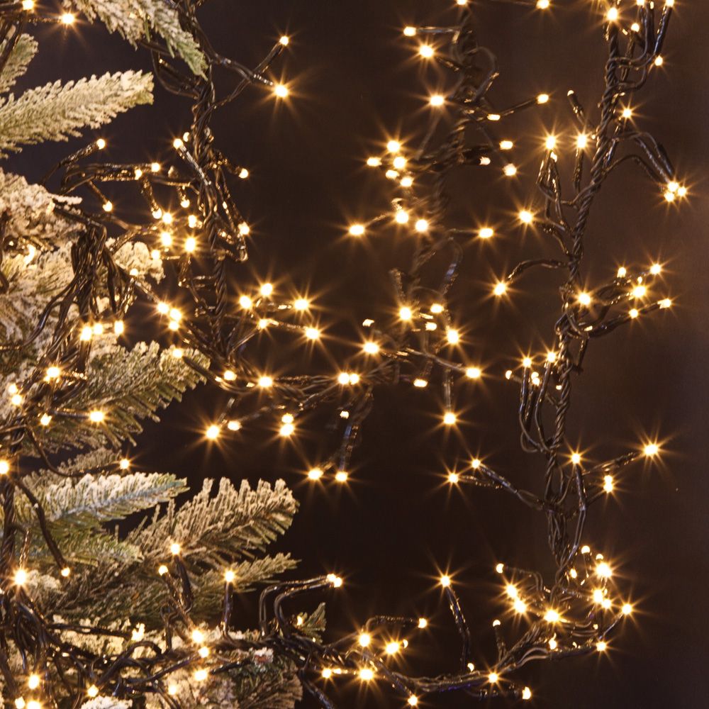 384 LED lampiņu virtene SAGI