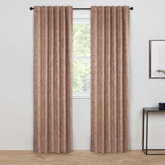 Daļēji aptumšojošs aizkars SKYLAR 140x245