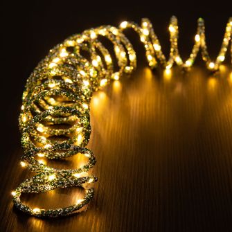 100 LED lampiņu virtene LOMSEGGI