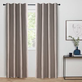 Aizkars HERTA 140x300